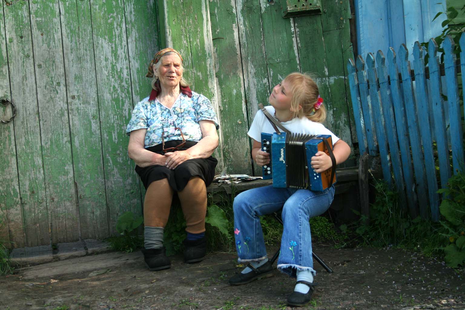 Пьяницы женщины в деревне