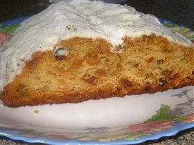 Штоллен в разрезе. ОЧЕНЬ вкусно:)