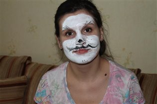 Маму раскрасили ))))