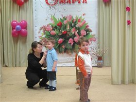 Праздник в саду к 8 марта