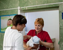 Фотограф на выписку из роддома. leonidevteev.ru