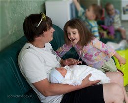 Фотограф на выписку из роддома. leonidevteev.ru