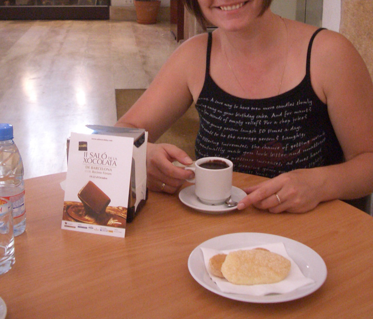 Горячий шоколад в Музее шоколада в Барселоне