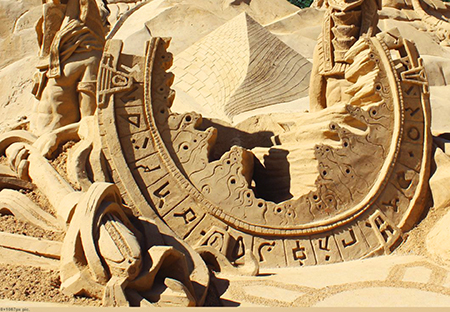 Выставка песчаных скульптур 'Пески времени'