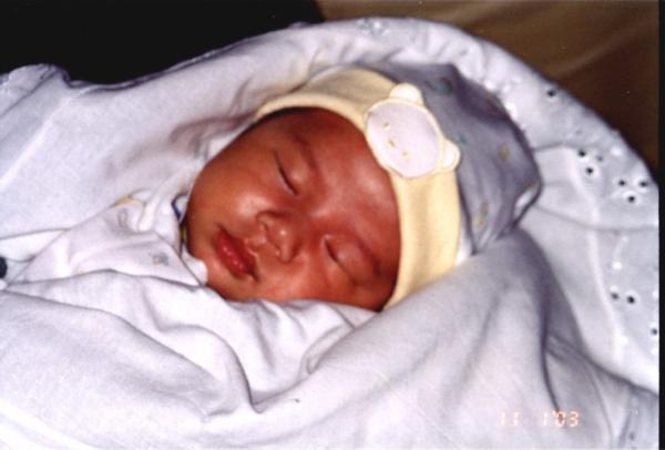 Спим сладко-сладко. Нам 1 месяц