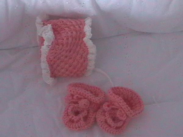 Чепчик и пинетки, шерстяные. Вязание