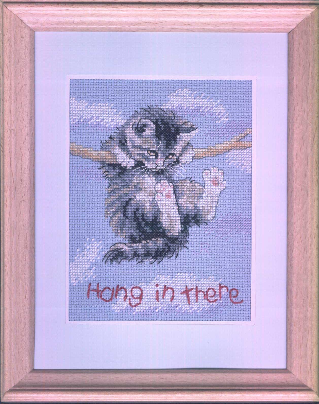 Hang on Kitty, Dimensions. Вышито и оформлено