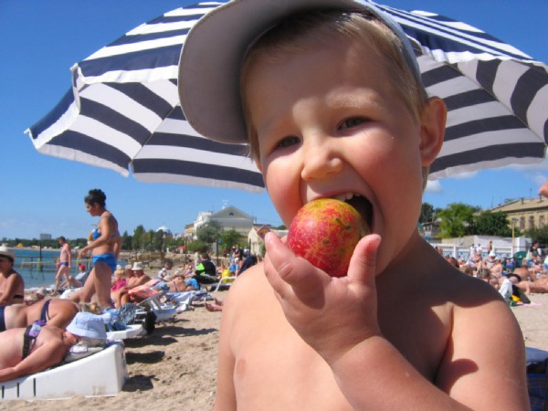 Это наш мужичок :-). Евпатория Сентябрь-2004