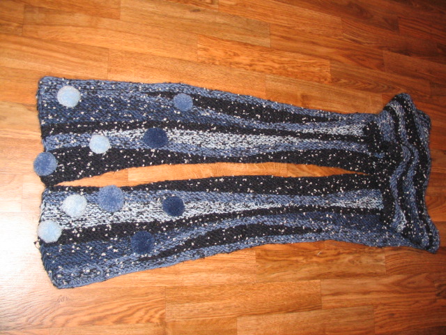 Шарф - длинный очень. Хвастушка(Не так как всегда)