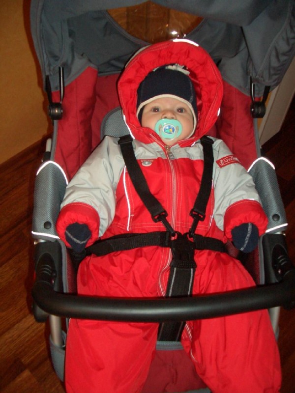 Комбез 'Шалуны'. Почти 5 с половиной