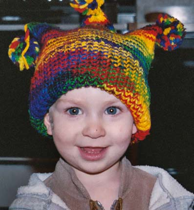 3 ушка многоцветная. Фруктово-ягодные и другие забавные шапочки