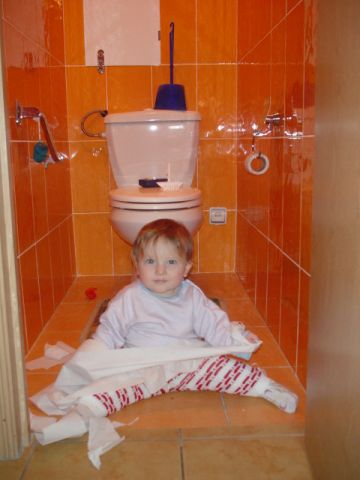 Ксюн - дочь Оли. 2004