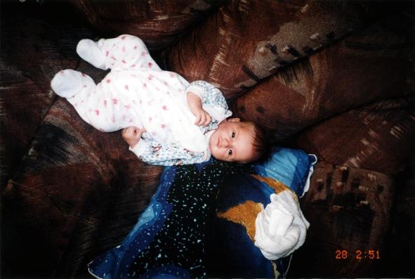 Мы улыбаемся - наелись:). Мы с Насей