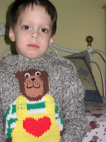 свитер с мишкой . Мои работы