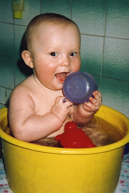 8 месяцев. Фотки с удаленных рег