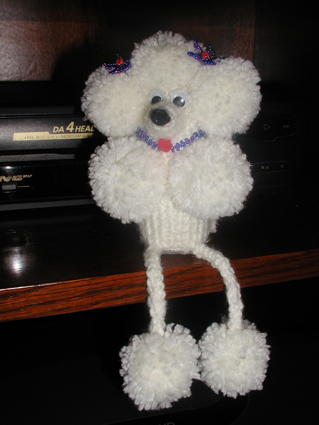 белый пудель