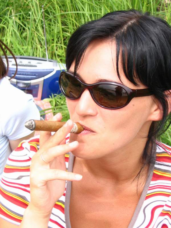 Леди-босс. 03/07/04 Пикник