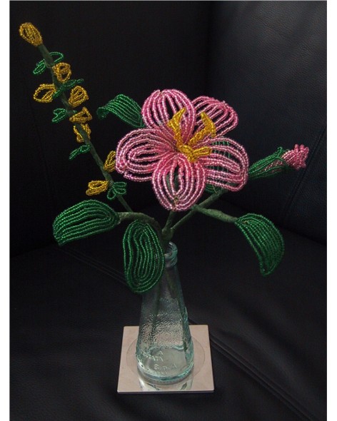 цветы из бисера; высота 30 см. бисер 