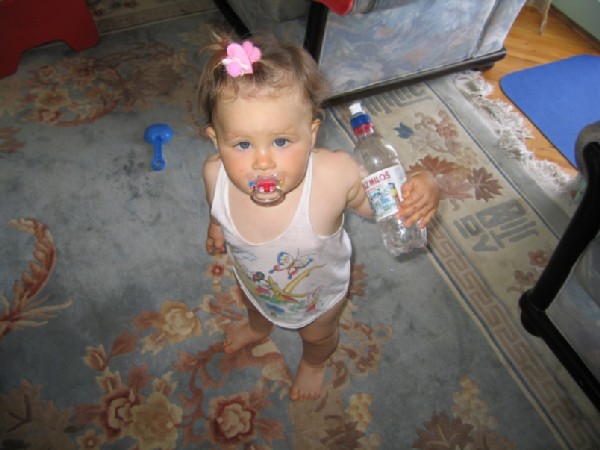 C  бутылкой. Фотки с удаленных рег