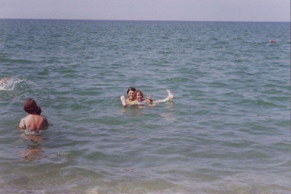 Плаваем.. Отдых в Николаевке