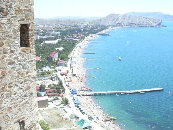 Пляж в Судаке. Судакская крепость (2004)