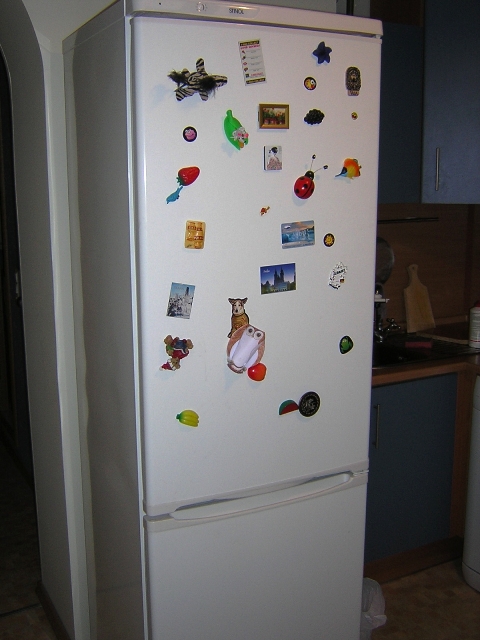 Снова холодильник. Кухня