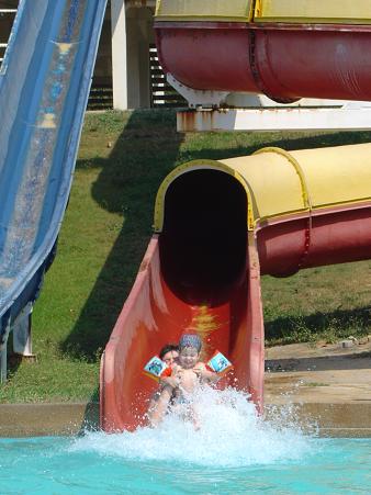 С горки-бух!. Страна Улыбок,январь 2005