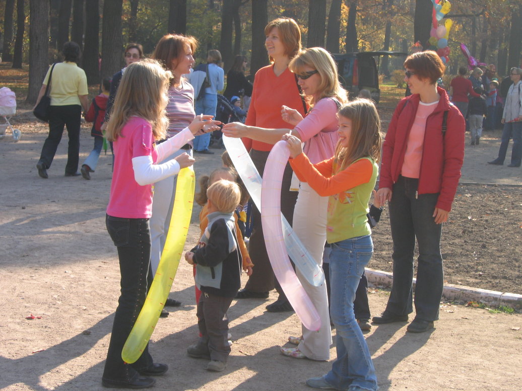 Oker с девочками. Дубки 2.10.2005