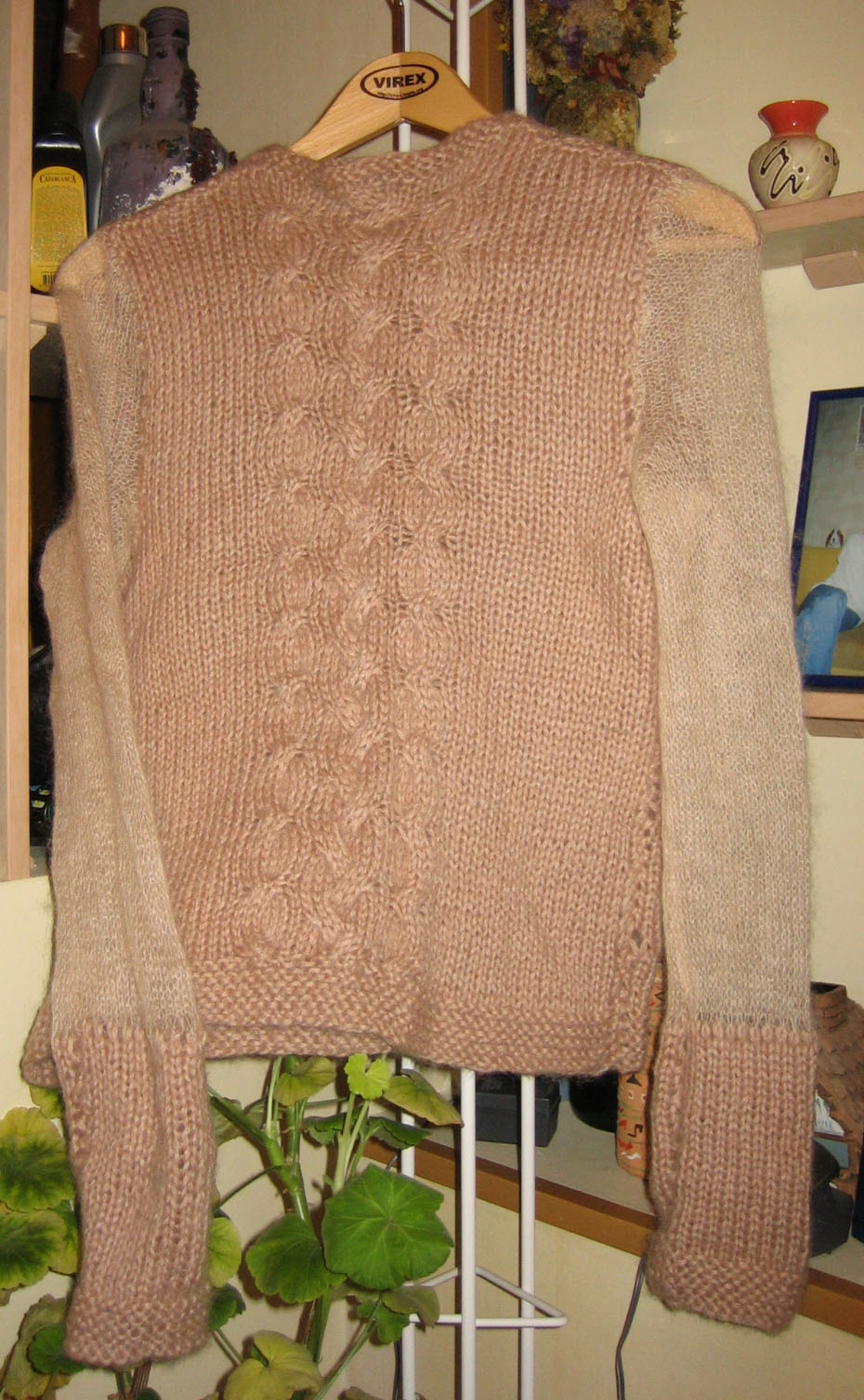 Свитер с рукавами-паутинками :-). Мое вязание