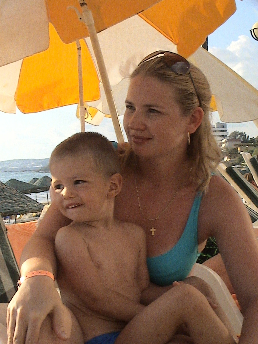 Я с сыном. Приятно познакомиться!