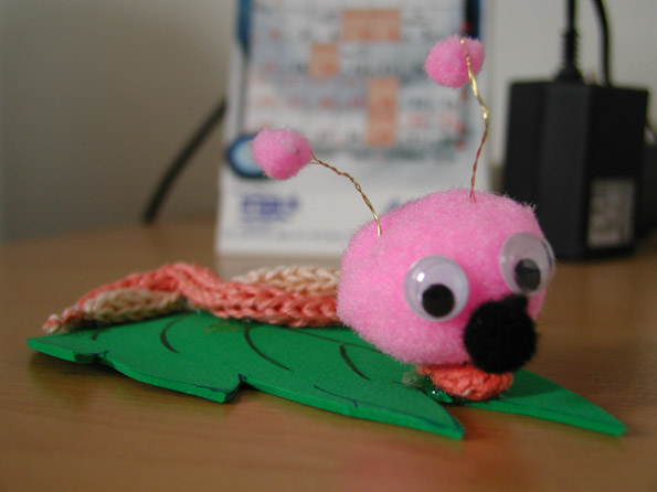 гусеница. поделки моего 10 летнего сына