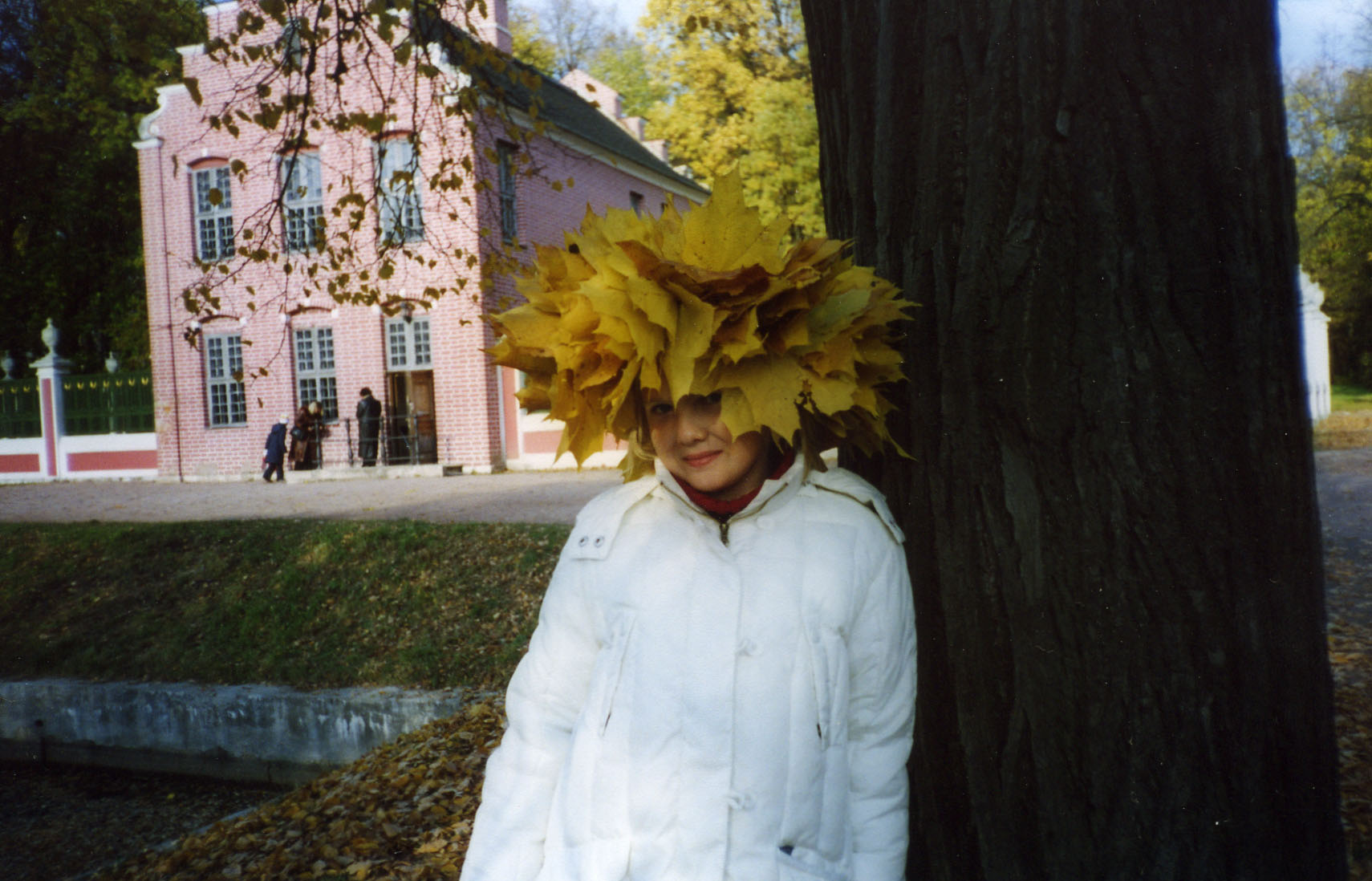 На прогулке в Кусково. Дарьюшка