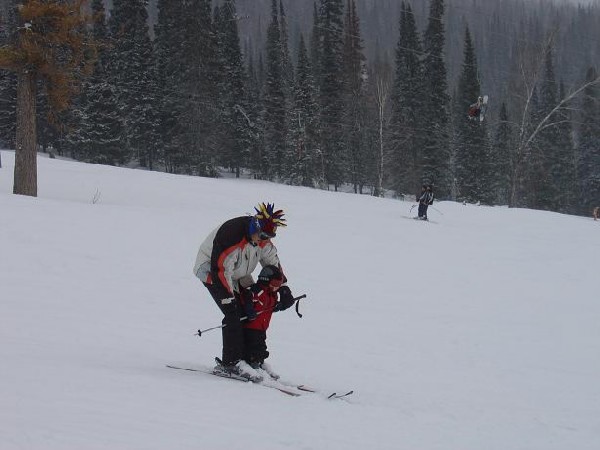 Так спускался. Гора Зеленая(Шерегеш)2,5 года Матвею