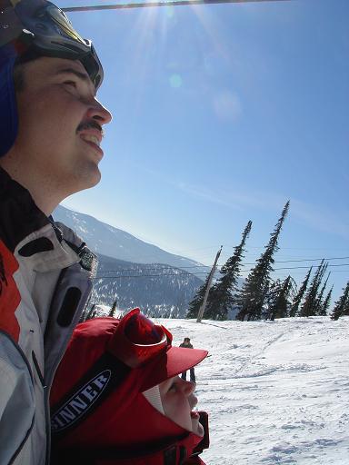 С папой. Гора Зеленая(Шерегеш)2,5 года Матвею