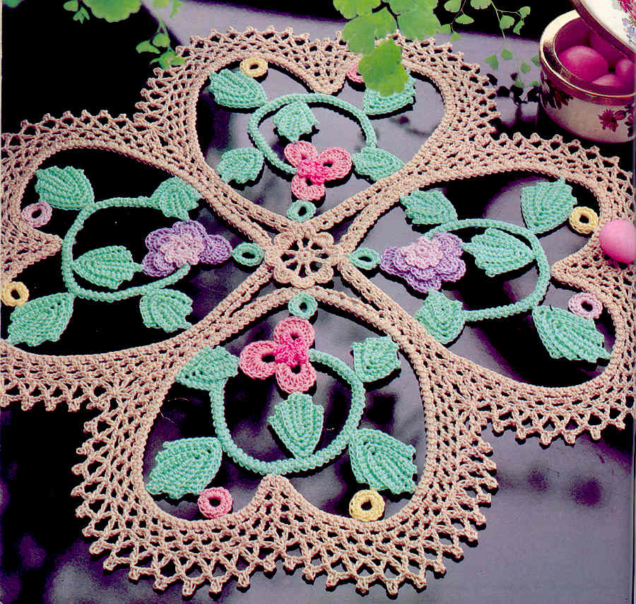 Салфетки , подушки.