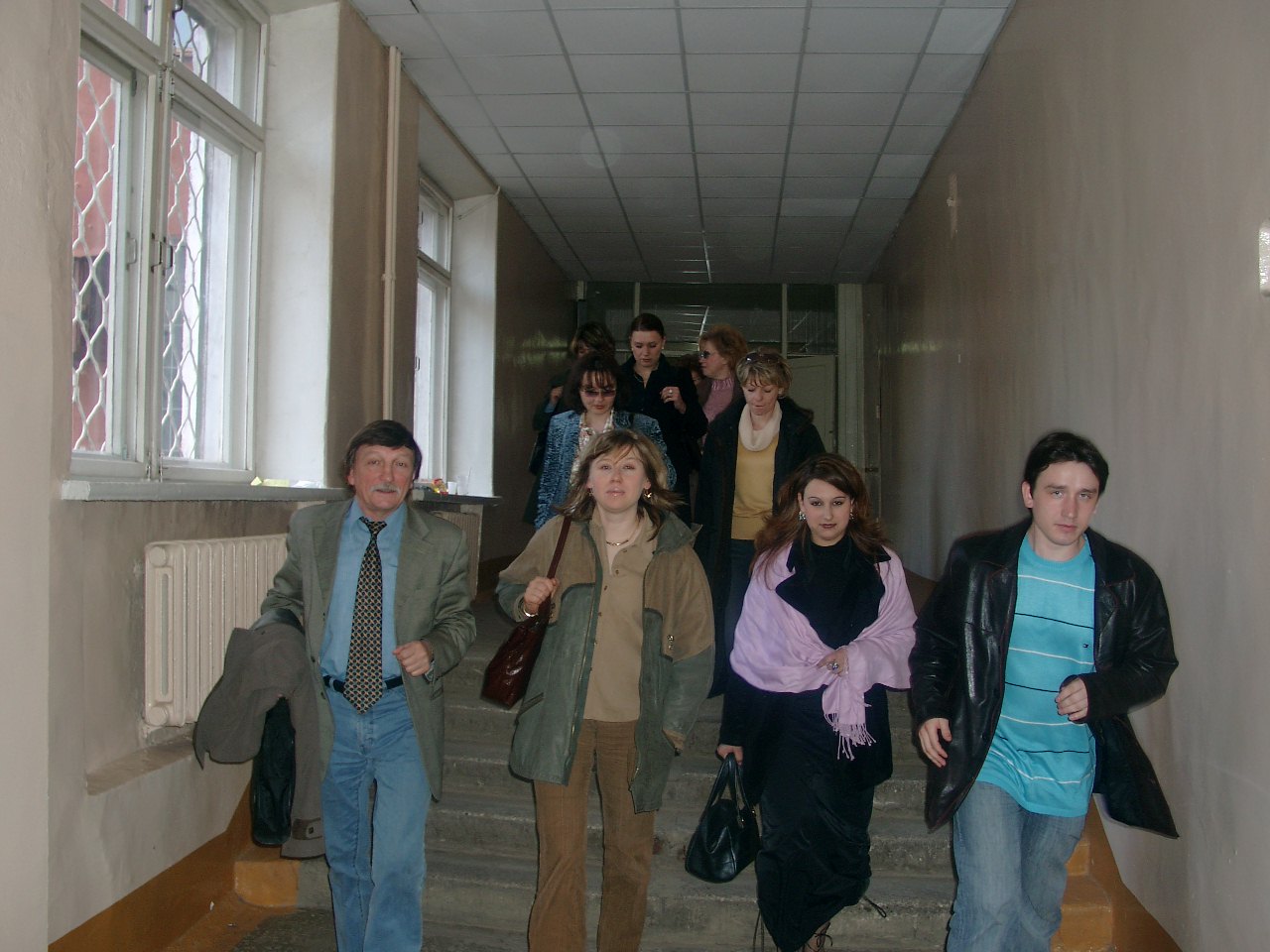 Бодрым шагом - на работу:)))). Пермь