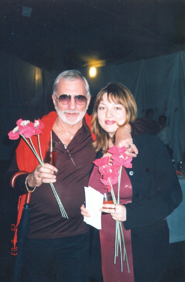 фуршет. Сынок пока еще там..