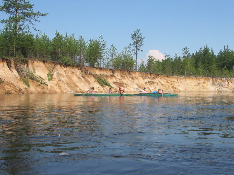 высокий берег. река Лух