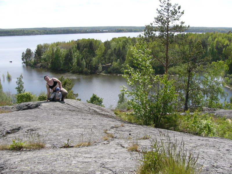 На ялах поЛадожским шхерам