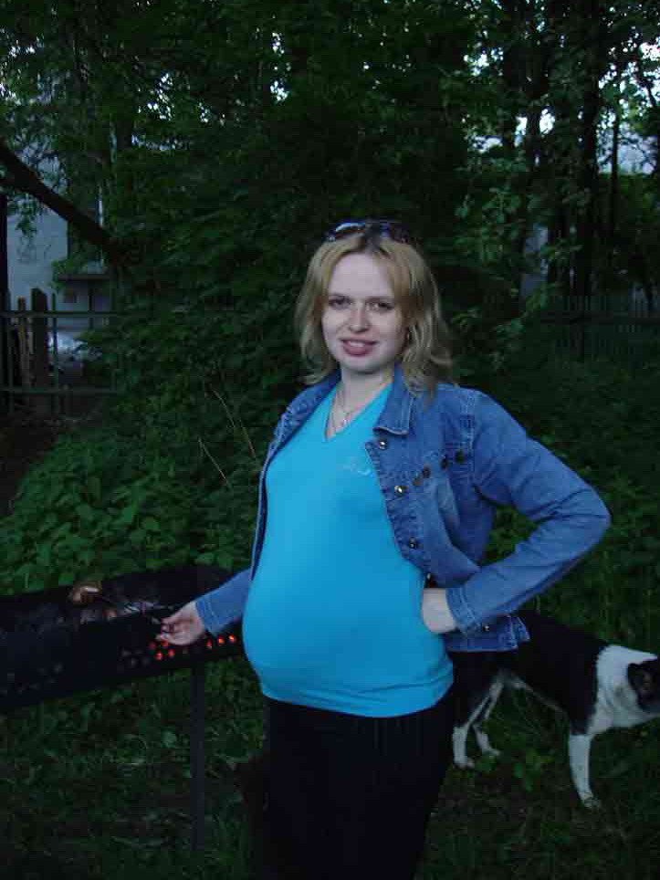 вот такие мы уже!. Пузик