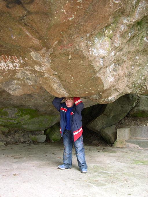 Тяжела работа титанов!. 05 Майский отдых в Крыму