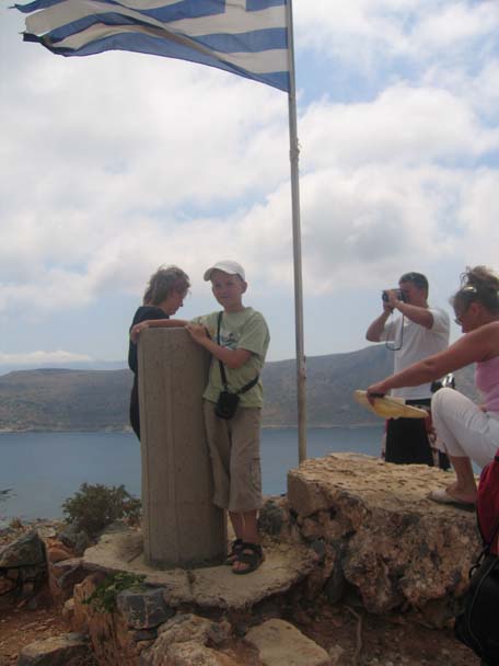 Пиратский остров Грамвуса, крепость - Федор на самой вершине. КРИТ 2005 