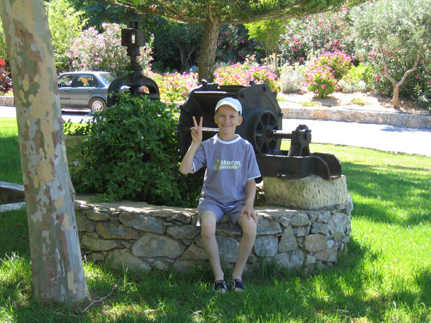 Мы  приехали в отель. КРИТ 2005 