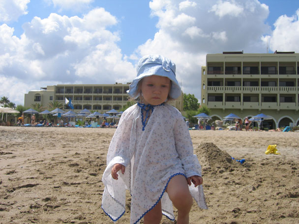 На пляже в первый день. КРИТ 2005 