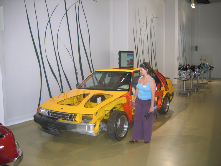 А это мой бывший в разрезе. В музее СААБ - Швеция, Трольхаттен