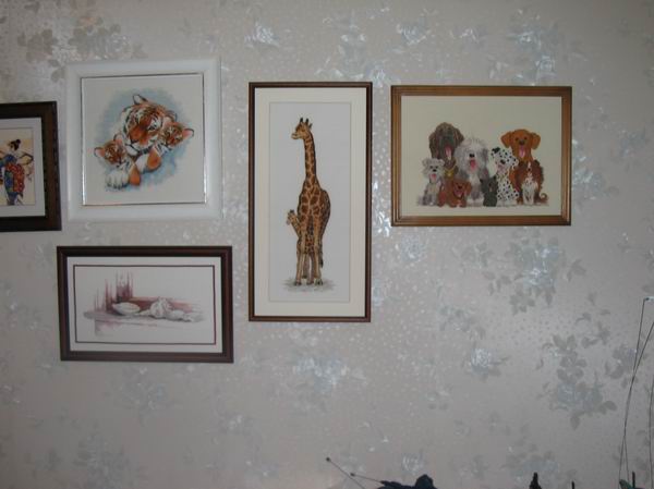 общий вид стены с работами-2. встреча в Красноярске (июнь)