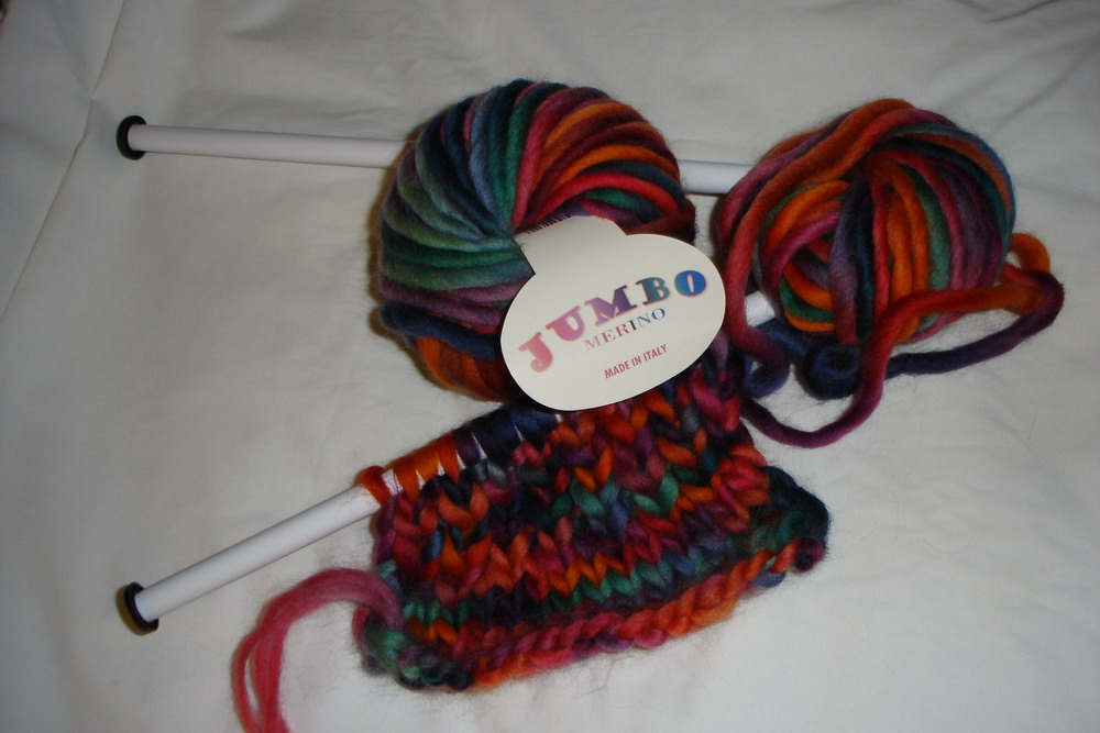Knitting Fever  Jumbo Merino 100% merino wool. Moe Dobro