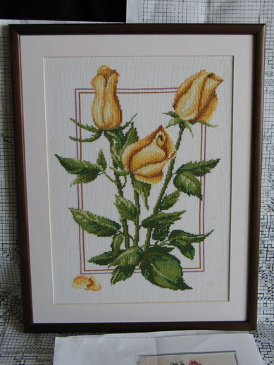 желтые розы. мамины вышивки