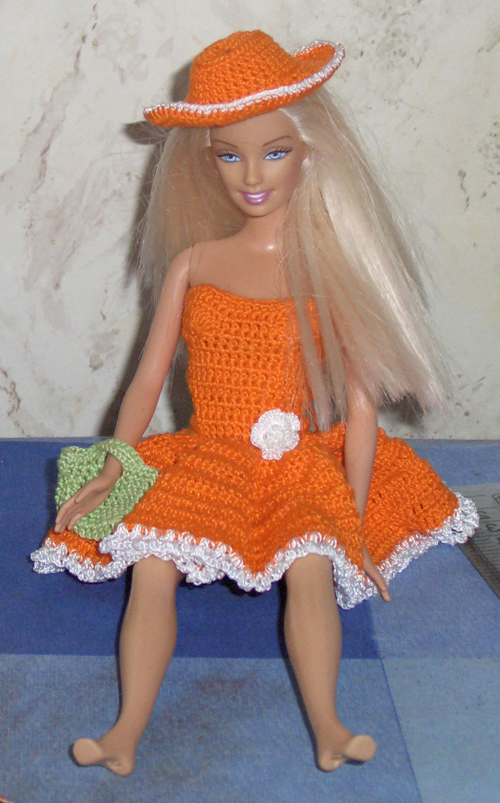 Платье для Барби. Игрушки