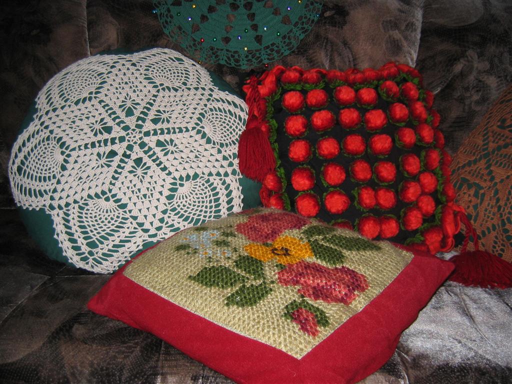 Мои подушки. Новые хвастушки - пинетки, носки, подушка